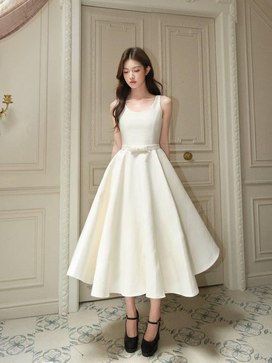 リボンUネッククラシックロングドレス