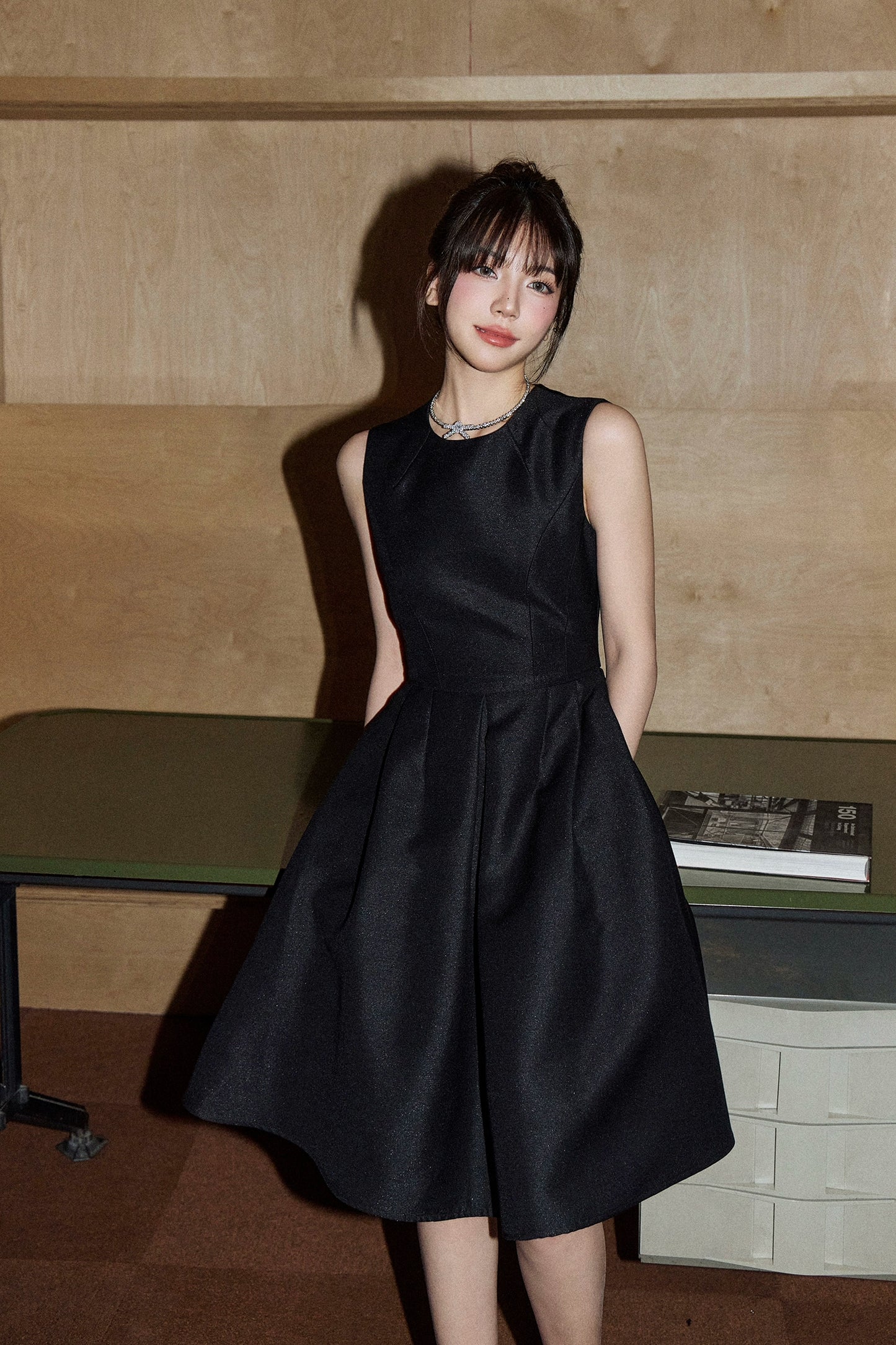 ノースリーブウエストヘップバーンスカートフレンチドレス