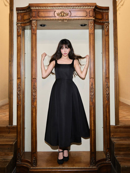 スクエアネックノースリーブドレス