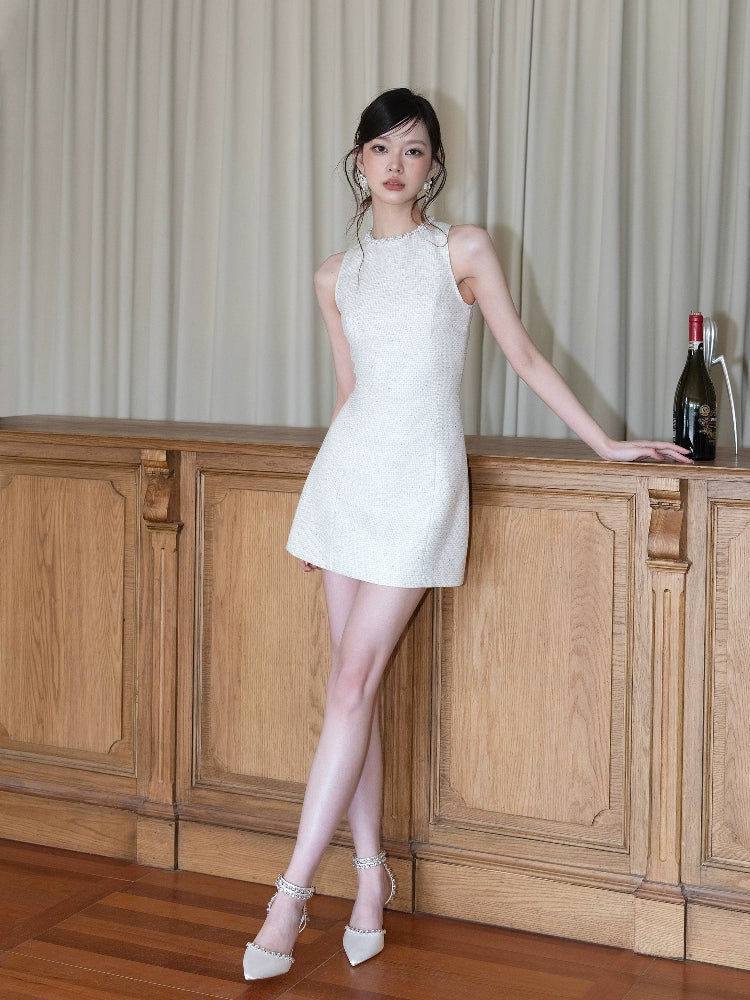 ショートジャケットスーツ・ミニ丈パールドレス