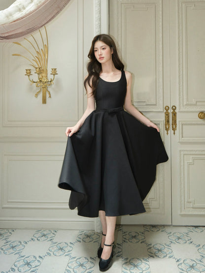 リボンUネッククラシックロングドレス